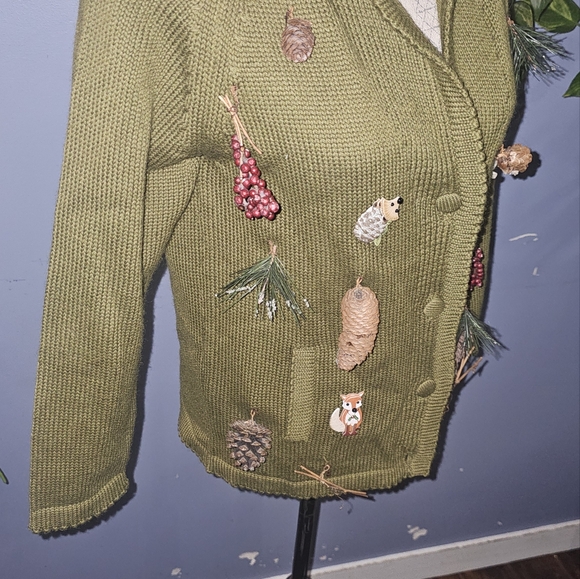 Vintage British vogue wool cardigan - Picture 3 of 11